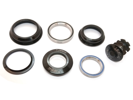 Kaelakausid 1-1/8 – 1,5 tolli Ahead Tapered First RK poolintegreeritud, alu must