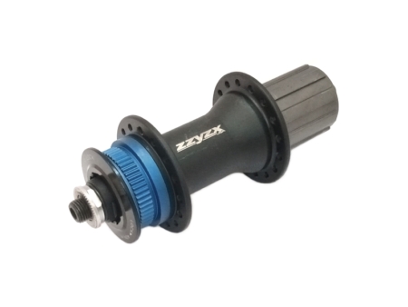 Tagarumm ketaspidurile CL ja kassetile 8-9 käiku 32H ZZYZX, alu must QR