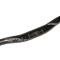FSA Comet Low Riser maastikuratta juhtraud 31.8x740x15mm must
